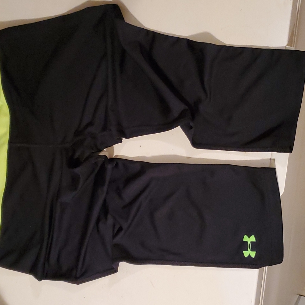 Under Armour workout capris